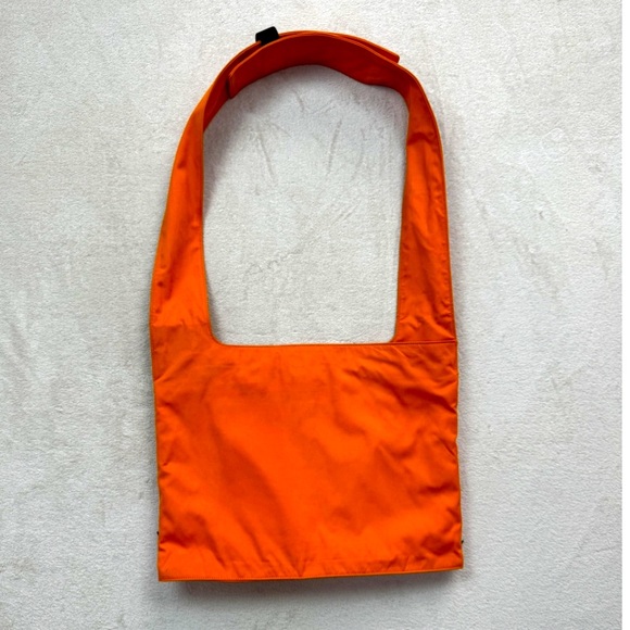 GUCCI/Cloth bag/Good condition/Orange/Unisex - Picture 2 of 16